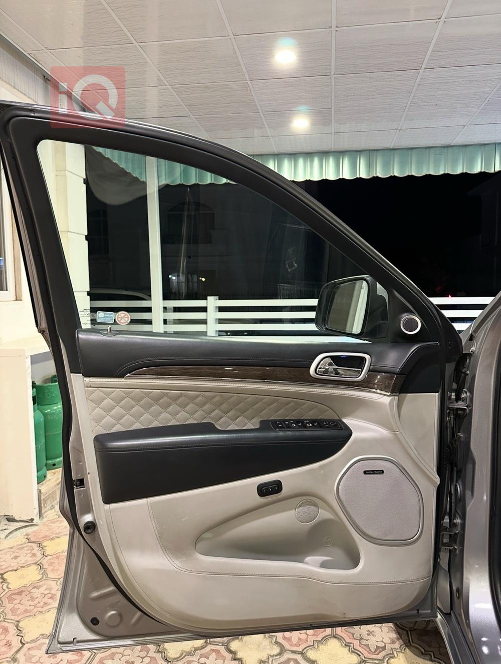 جيب جراند شيروكي